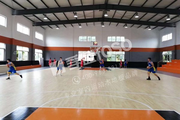 篮球馆运动木地板 郑州师范学院北校区 施工完成